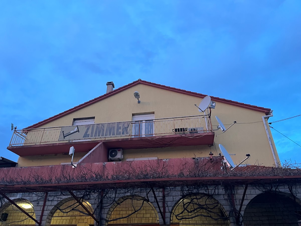 Ivan obrt za ugostiteljstvo (Civljane) - Photo 2