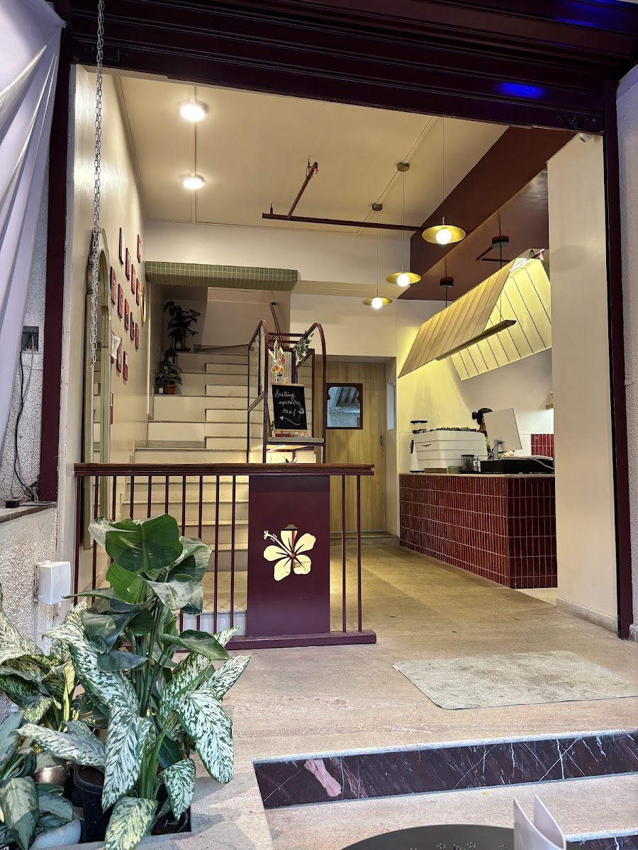 Cafe PNQ