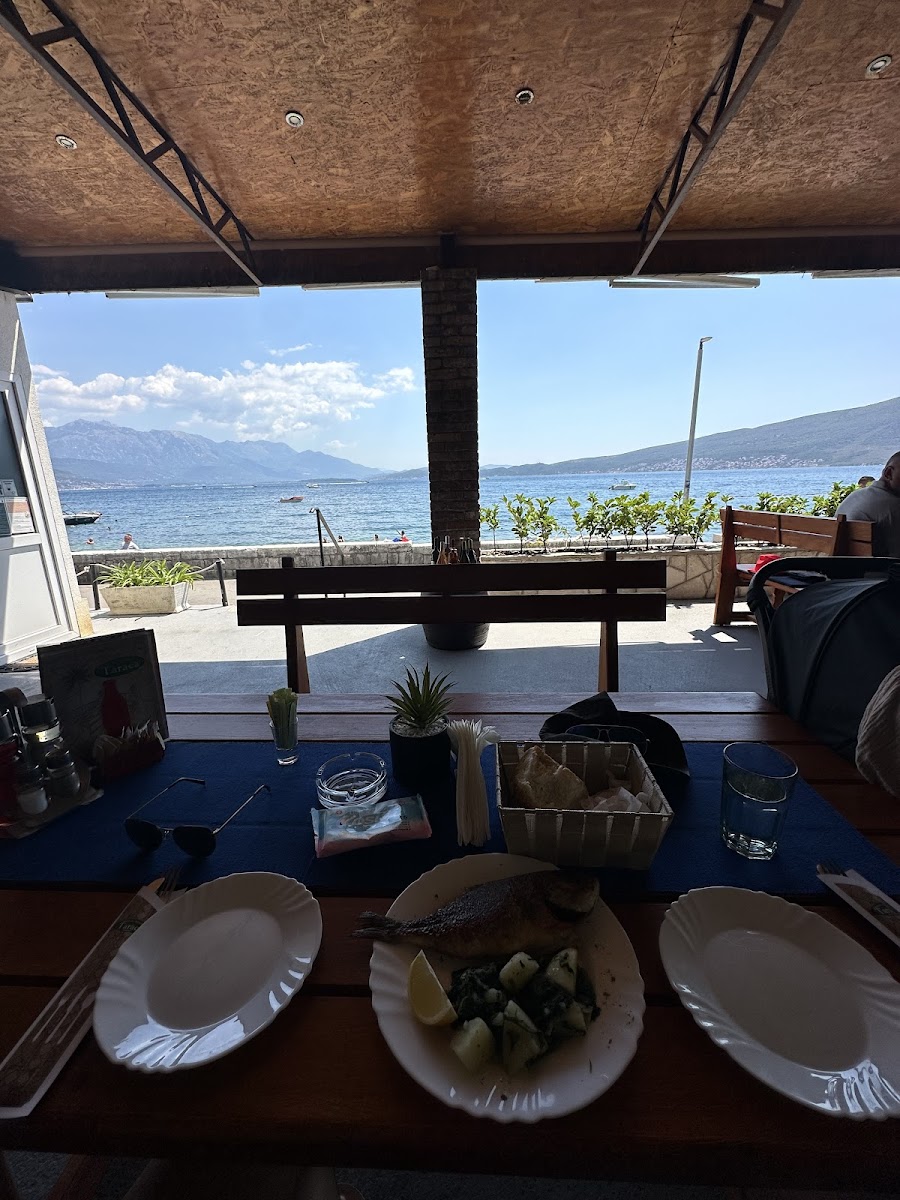 Taverna Picerija TARACA - Photo 3