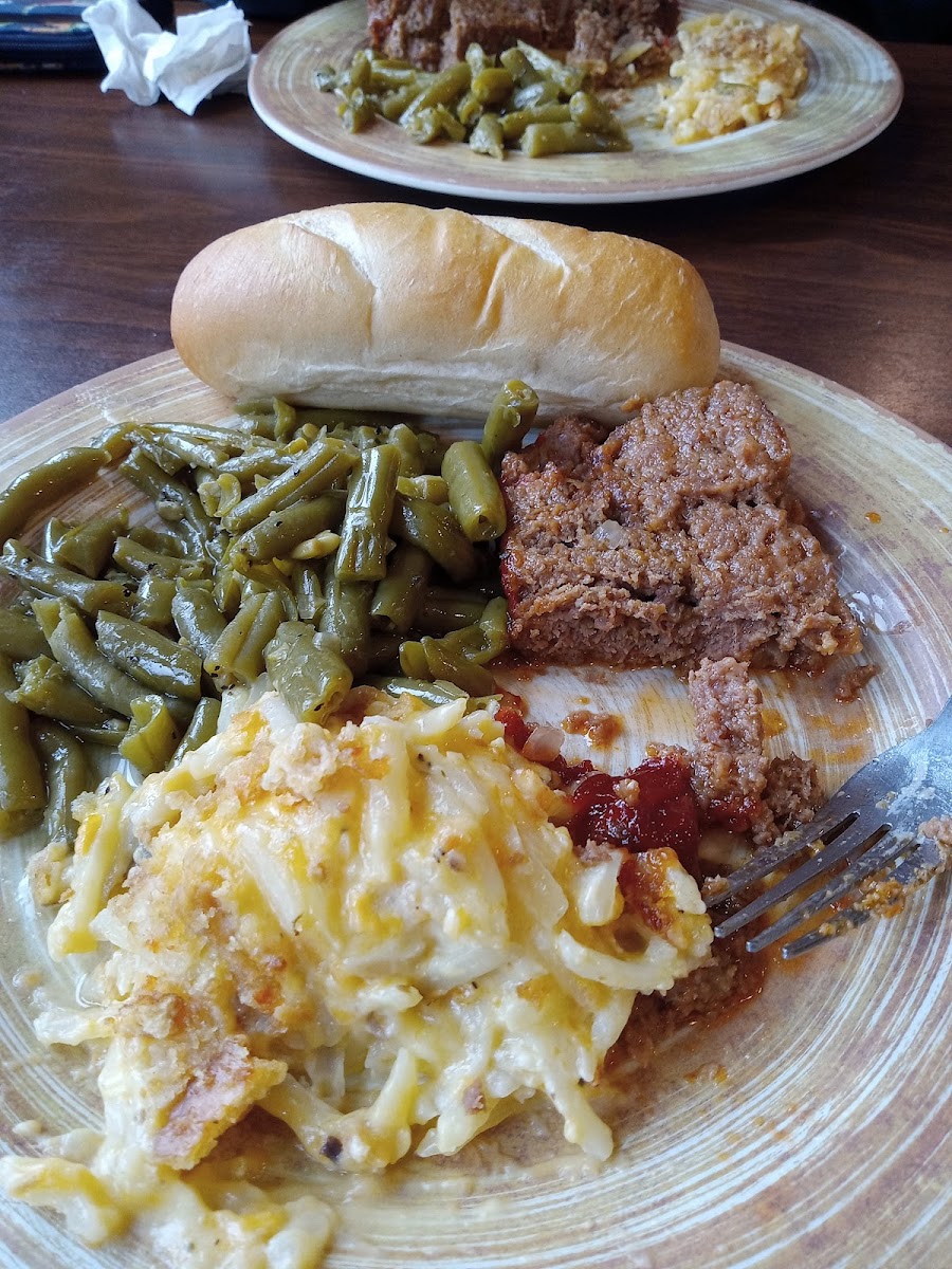 Minnie's Southern Cafe - Photo 5