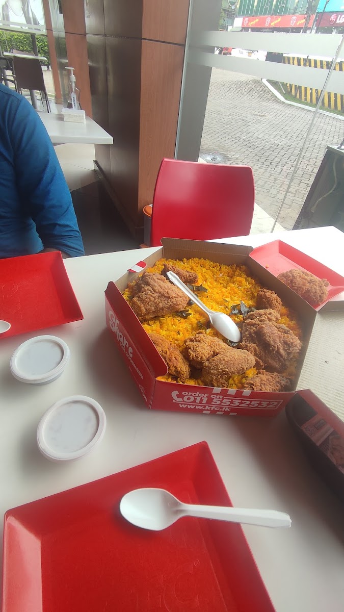 KFC - Kottawa - Photo 7