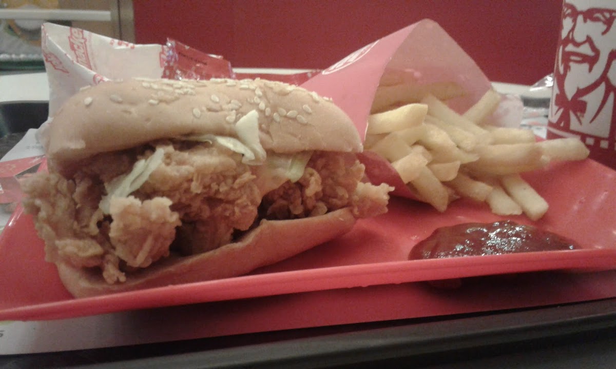 KFC - Kottawa - Photo 8