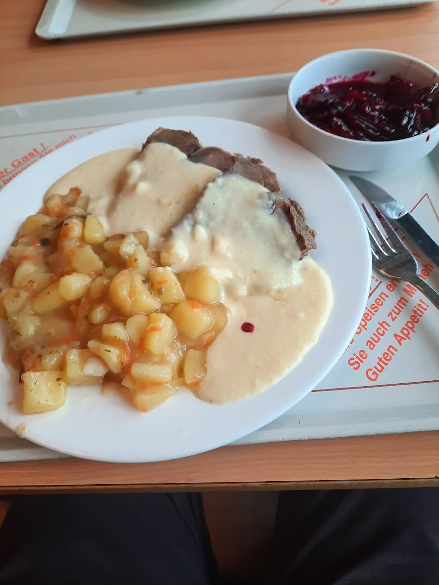 GLOBUS Restaurant Wetzlar-Dutenhofen - Photo 8