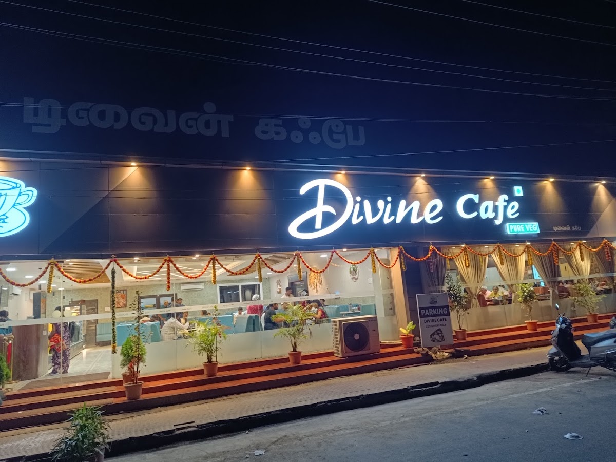 Divine Cafe - Sripuram