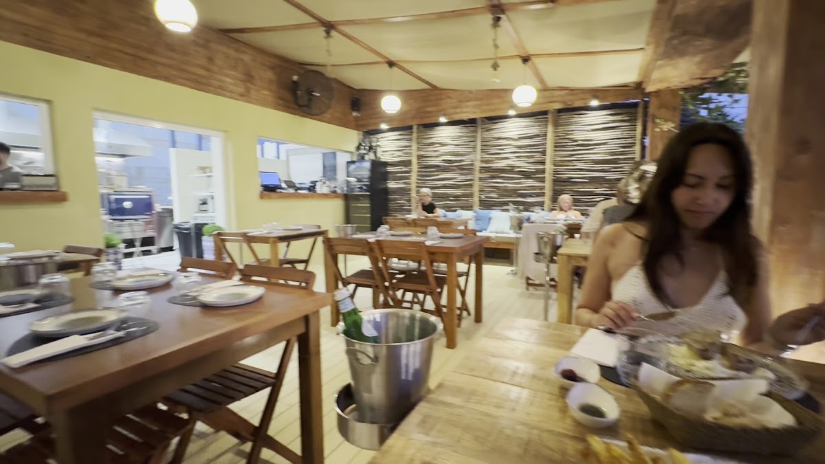 Varkos Restaurant - Photo 6