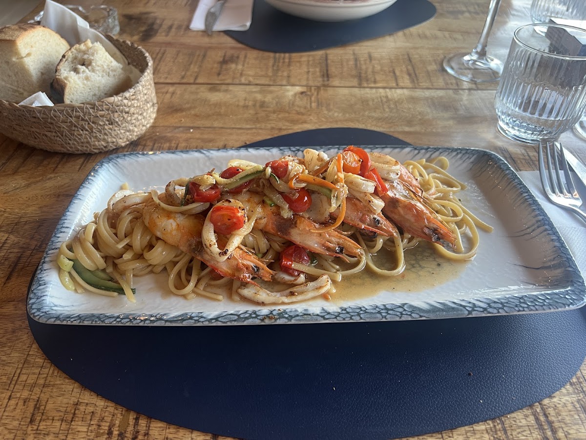 Varkos Restaurant - Photo 7