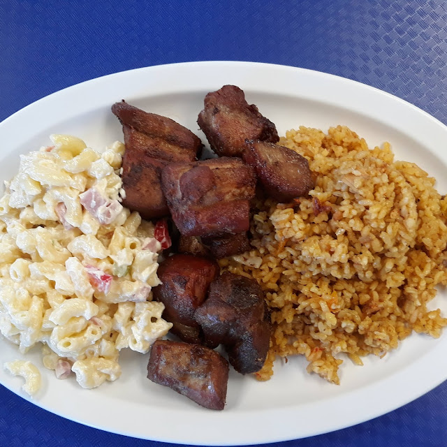 Pollo Frito Coditos Arroz Con Cebolla