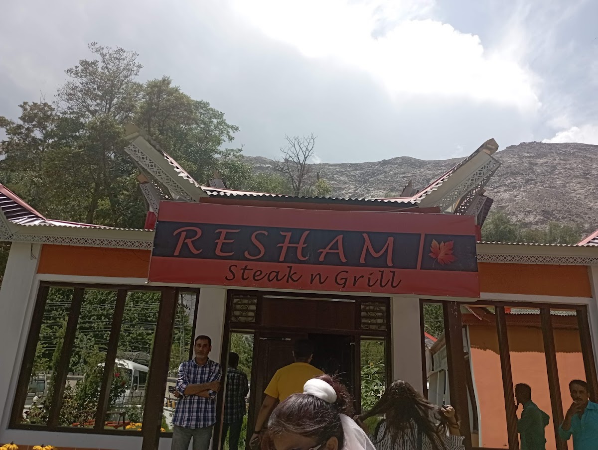 Resham Steak n Grill - Photo 3