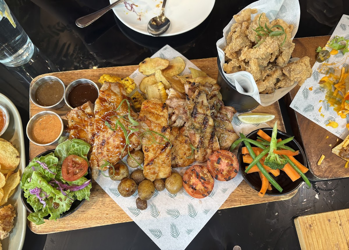 Tablo Kitchen x Cafe - BF Homes, Parañaque City - Photo 2