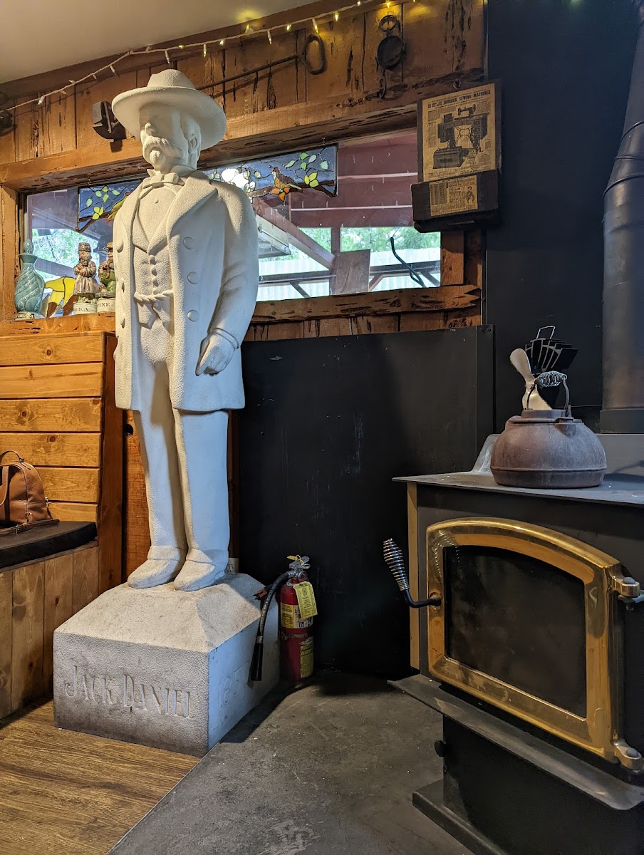 Ranch House - Photo 9
