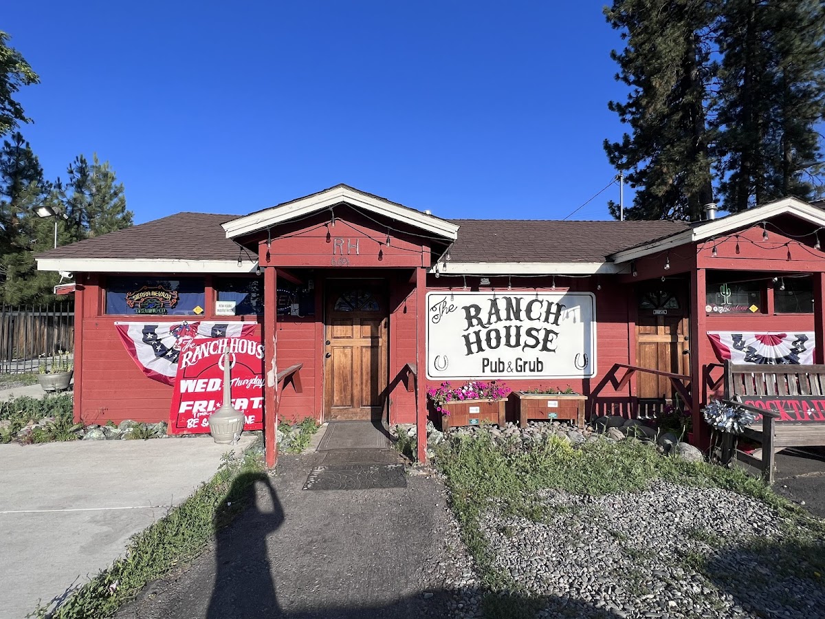 Ranch House - Photo 2