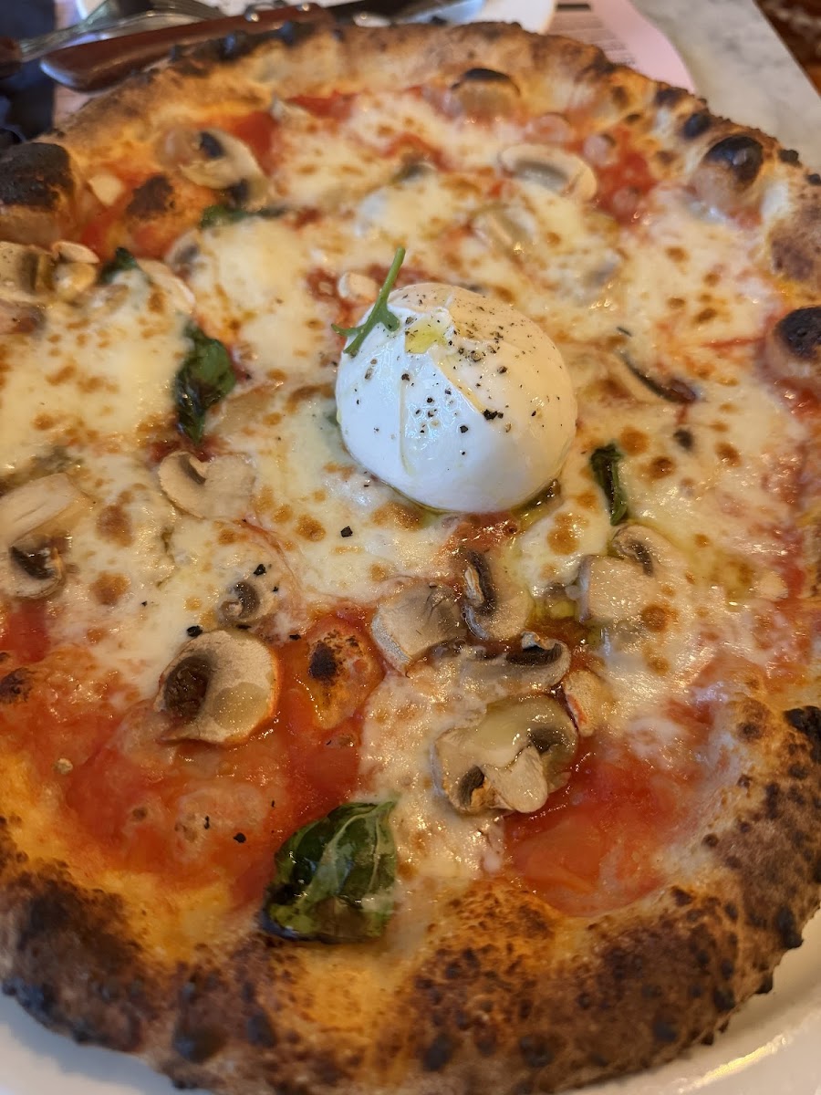 Pizza Beppe Amstel - Photo 6