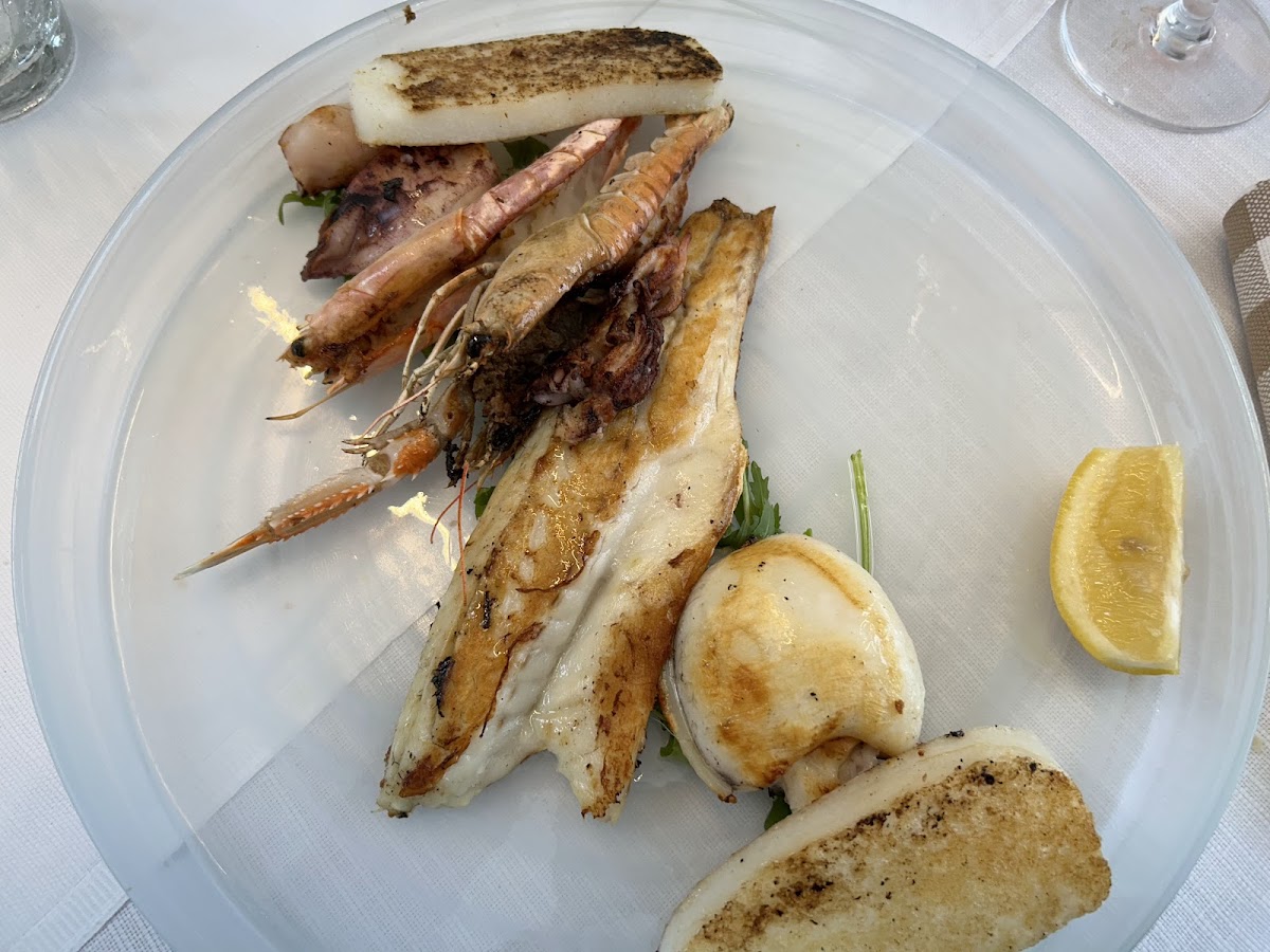 Gusteo Ristorante Pizzeria - Photo 4
