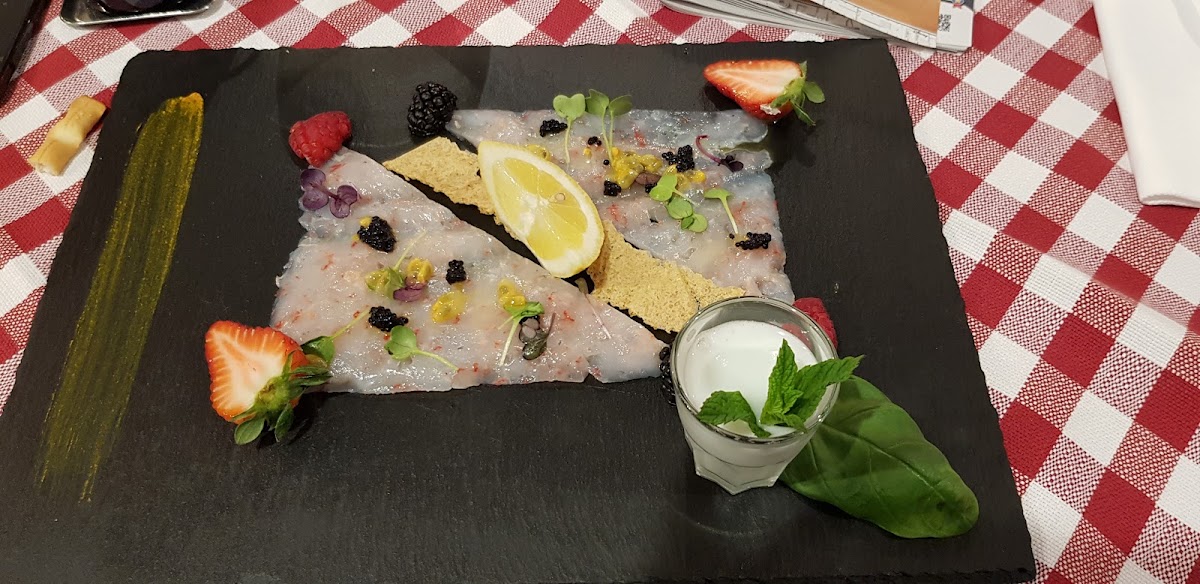 Gusteo Ristorante Pizzeria - Photo 5