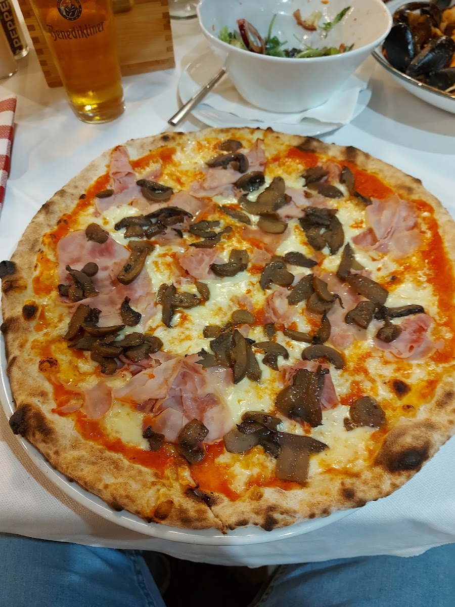 Gusteo Ristorante Pizzeria - Photo 7