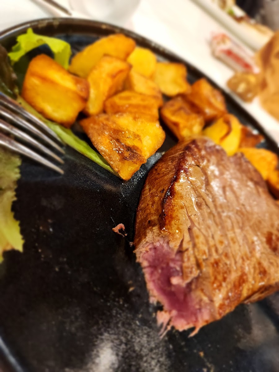 Gusteo Ristorante Pizzeria - Photo 8