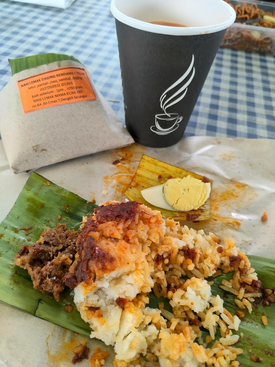 Cyclist Cafe - Photo 4