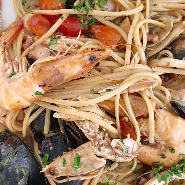 Spaghetti or Linguine with Mussels
