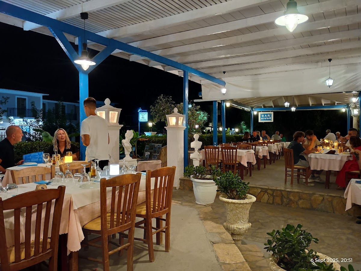 Acropolis Diner - Photo 2