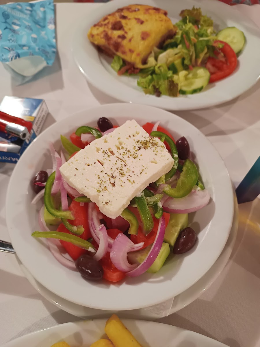 Acropolis Diner - Photo 4