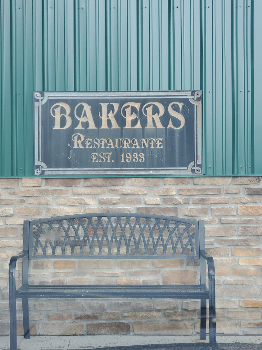 Baker's Cafe - Photo 8