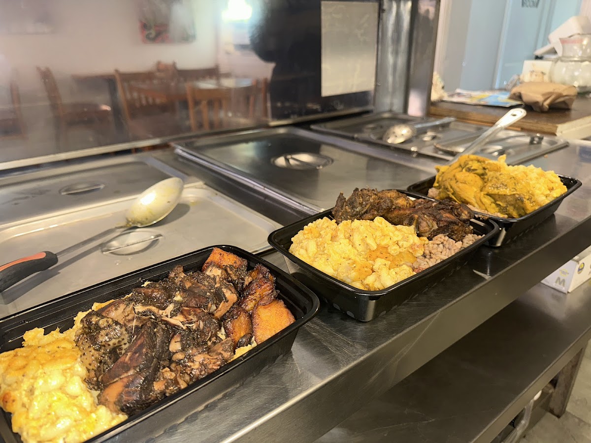 B&L Caribbean Restaurant - Photo 2