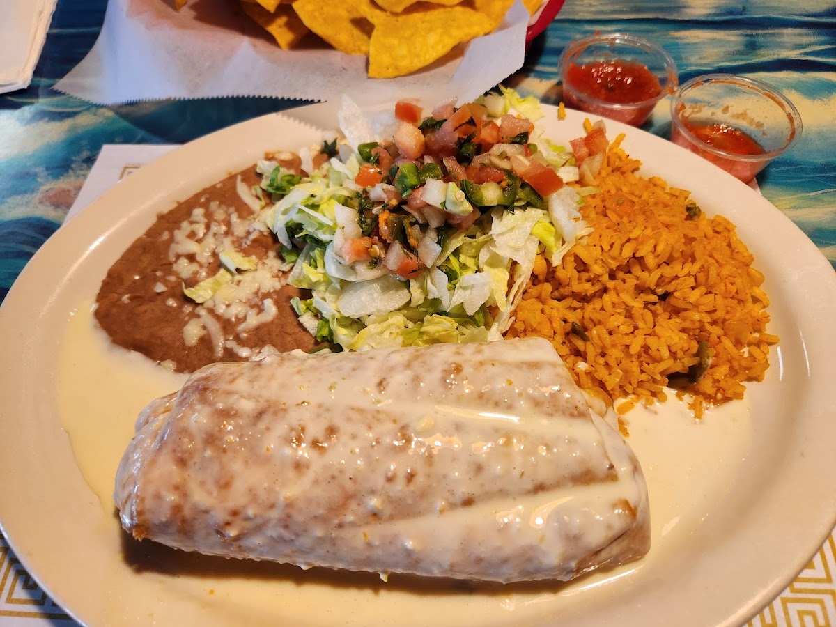 EL BURRO FLOJO MEXICAN RESTAURANT - Photo 5