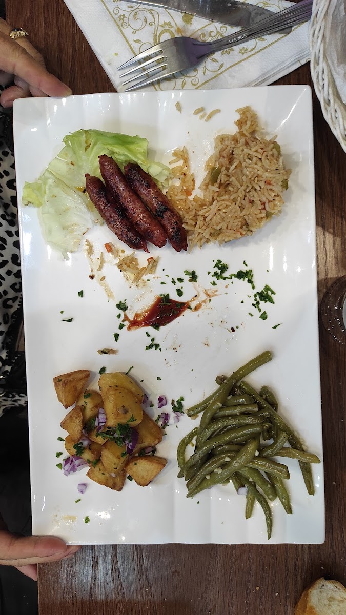 Zemzem Restaurant - Photo 5