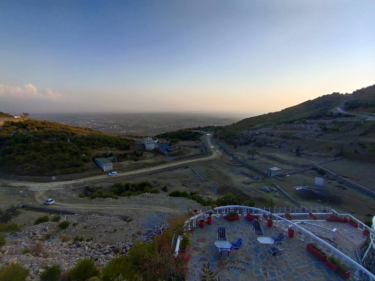 Margalla Hill Top Restaurant - Photo 3