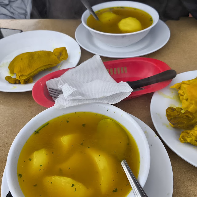 Caldo de Gallina