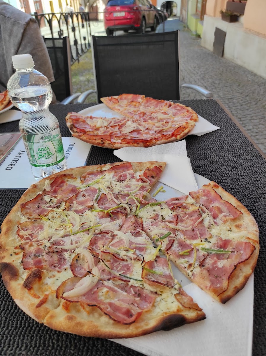 Pizza Caffé Luccio - Photo 3