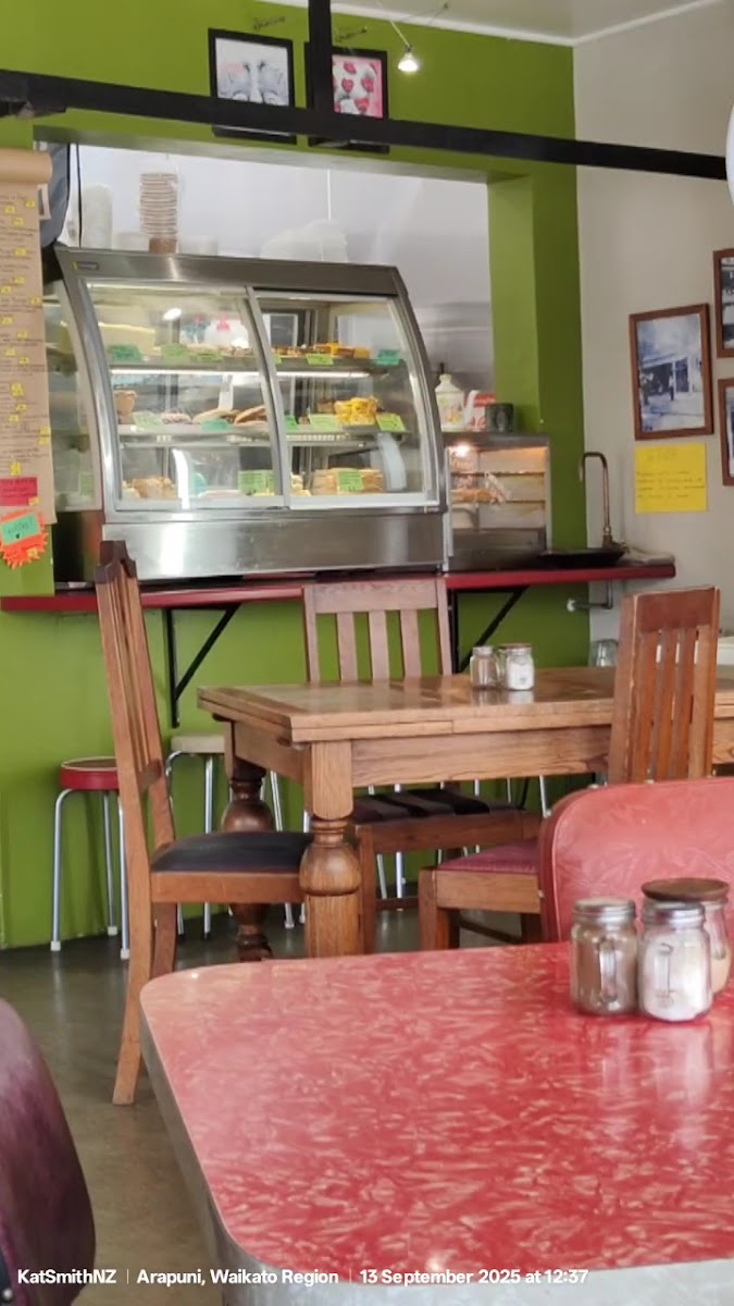 Rhubarb Cafe - Photo 1