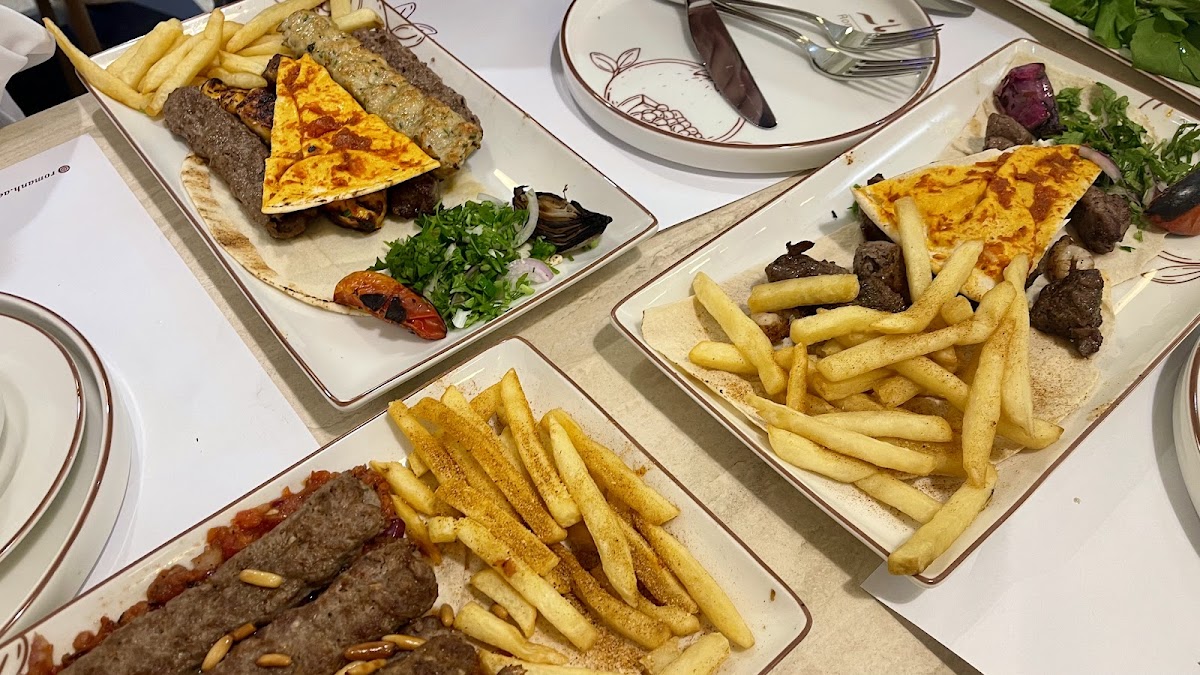 Romanh Restaurant مطعم رمانه - Photo 7