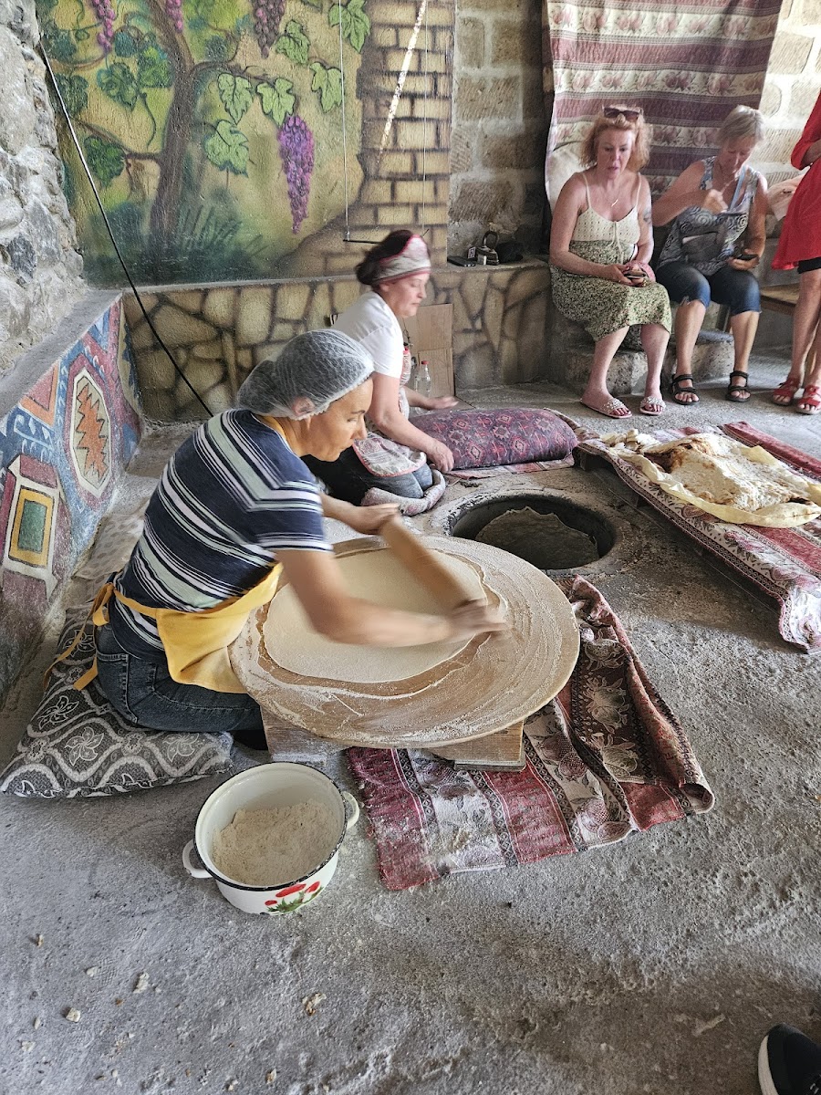 Abelyan's House - Photo 3