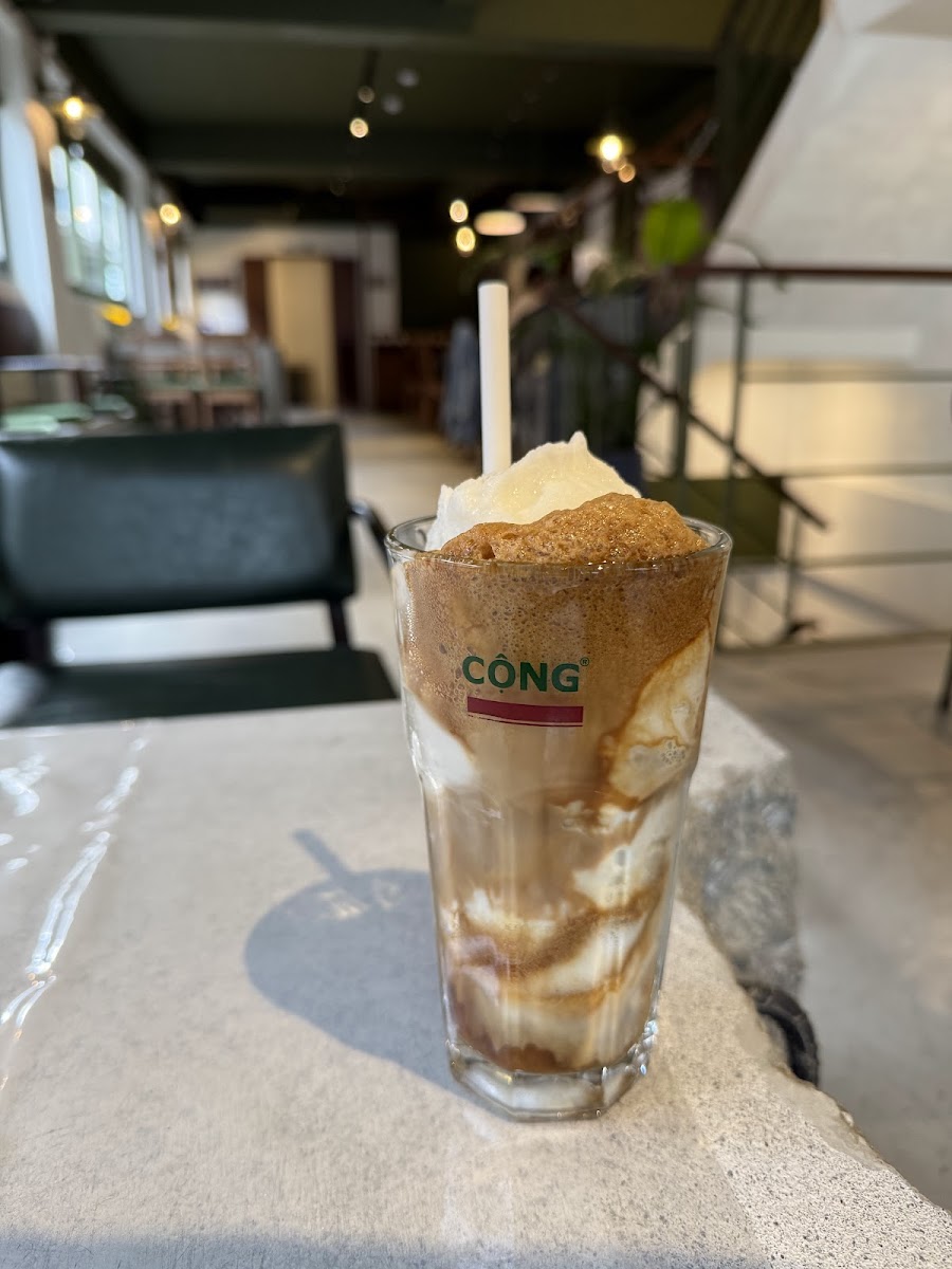 Cộng Cà Phê 台北總店 - Photo 4