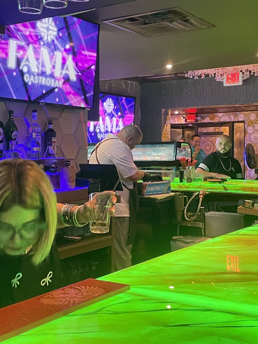 FAMA GASTROBAR - Photo 9