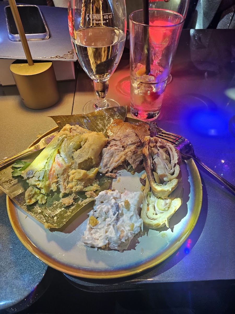 FAMA GASTROBAR - Photo 8