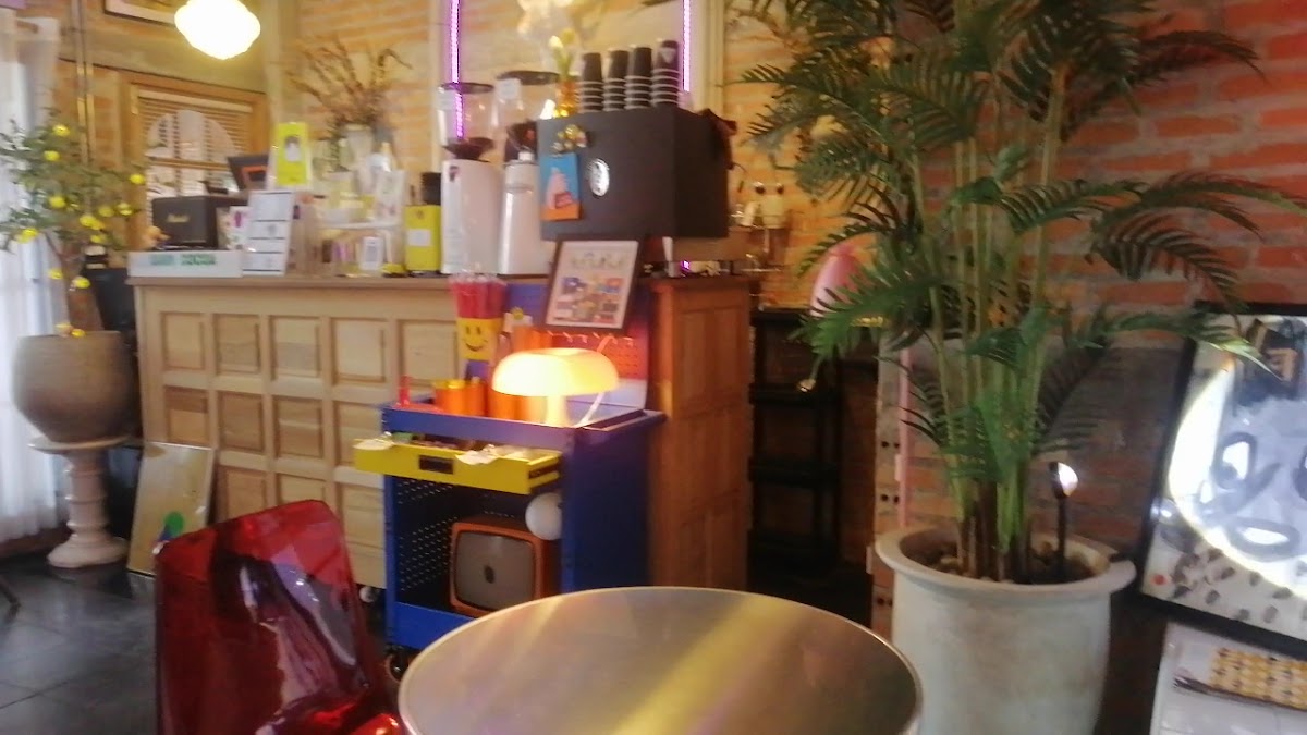 millilit cafe - Photo 1