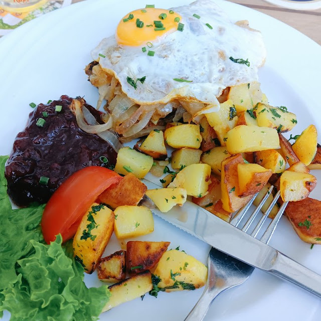 Wildhackbraten Mit Bratkartoffeln