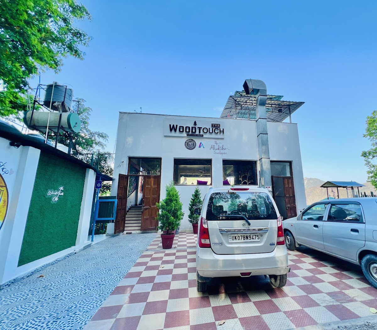 The Wood Touch Cafe & Resort