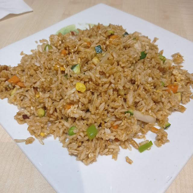 Arroz de la Casa Con Gambas Y Verduras A la Soja