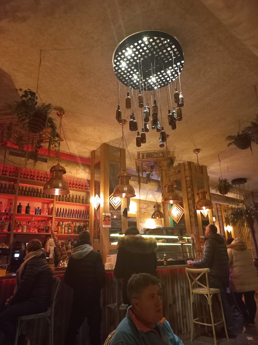 El Plaza de Burgos - Photo 2
