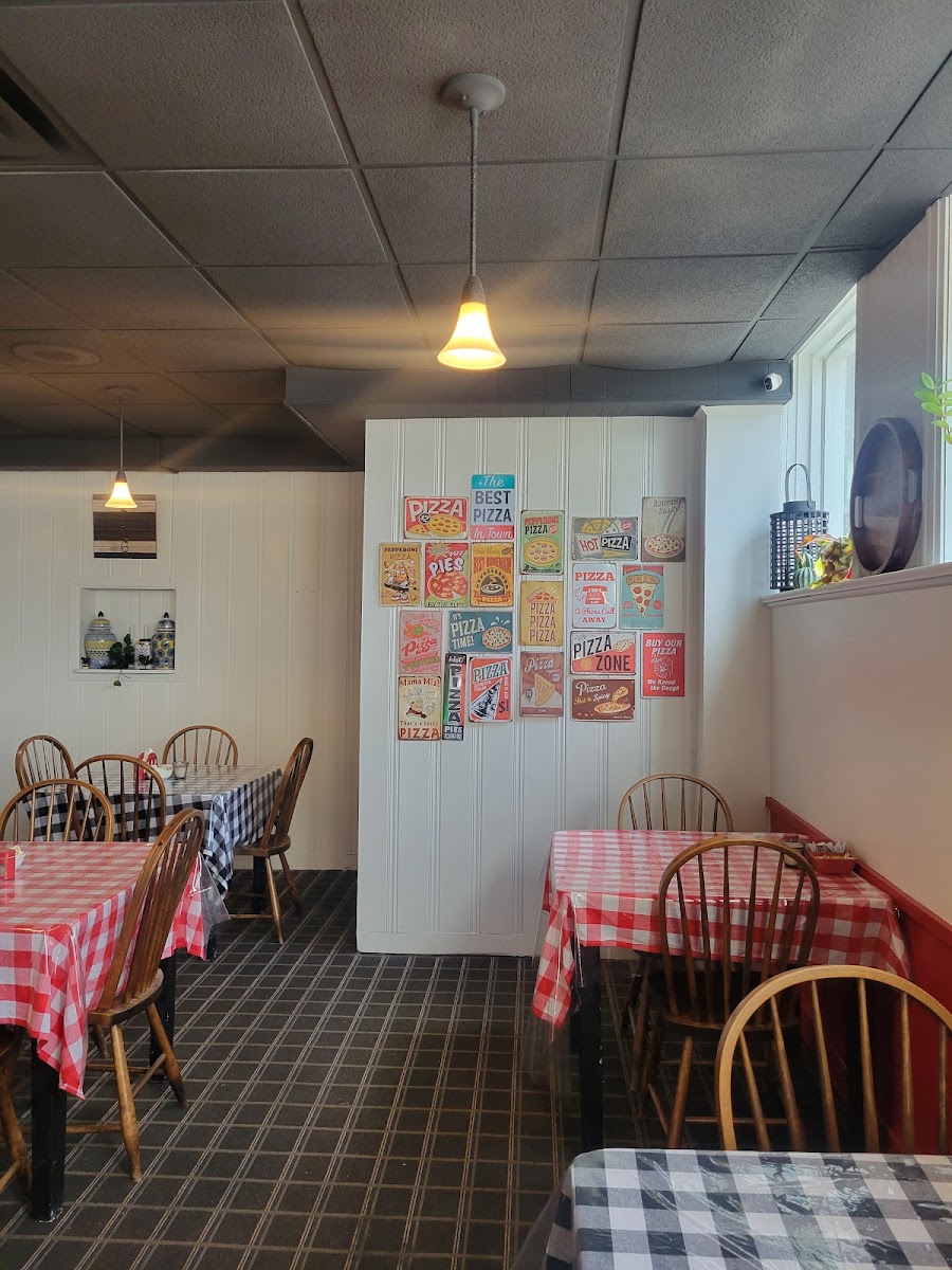 Pie O My Pizzeria - Photo 3