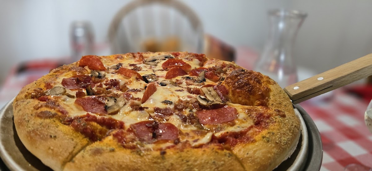 Pie O My Pizzeria - Photo 4