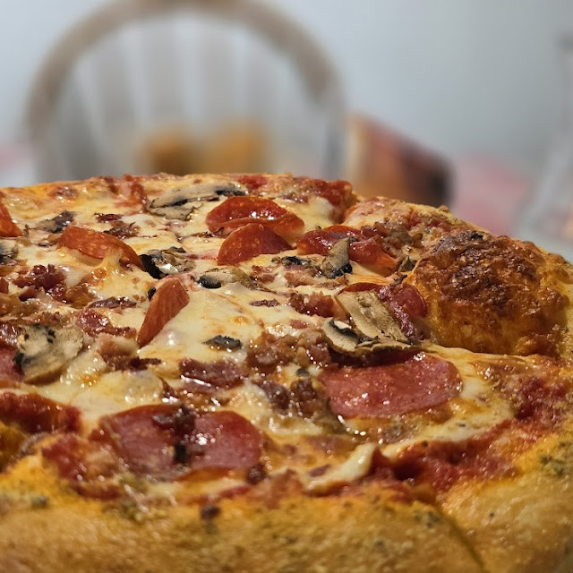 Canadian Pizza