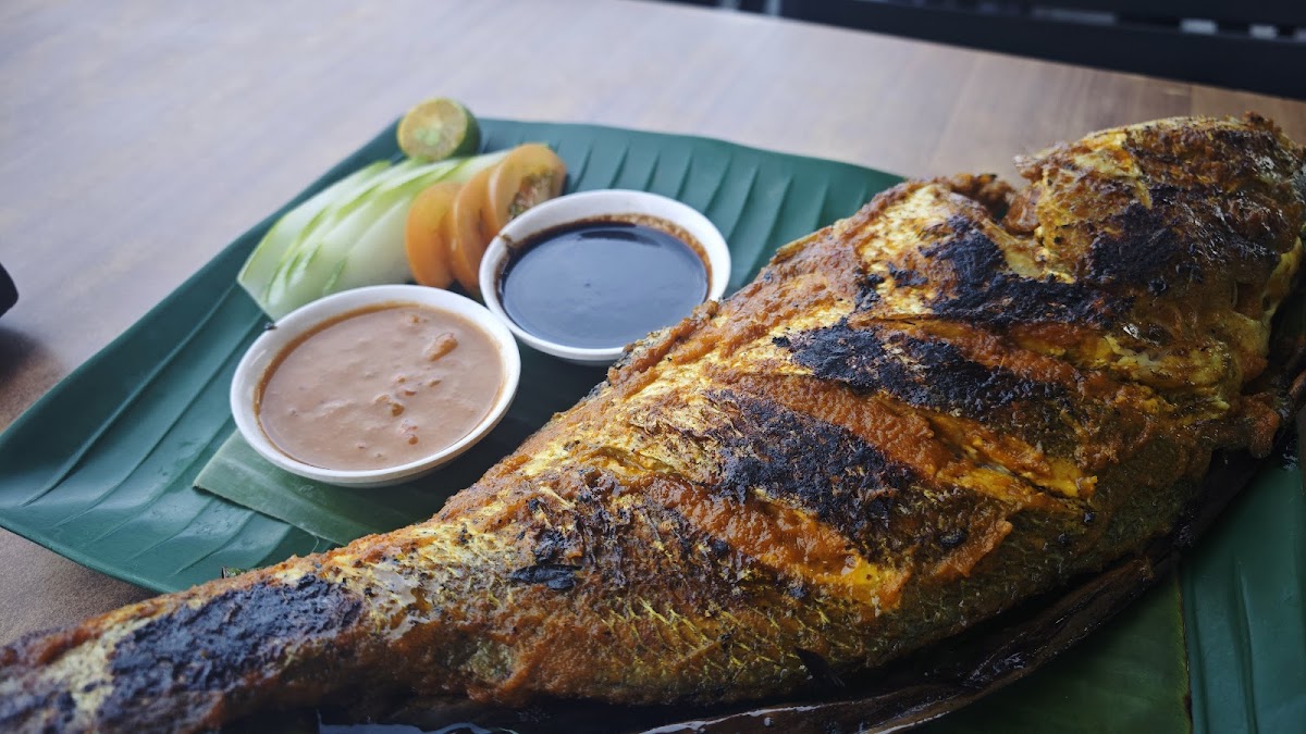 Restaurant Legend Bakar Grandview - Photo 3
