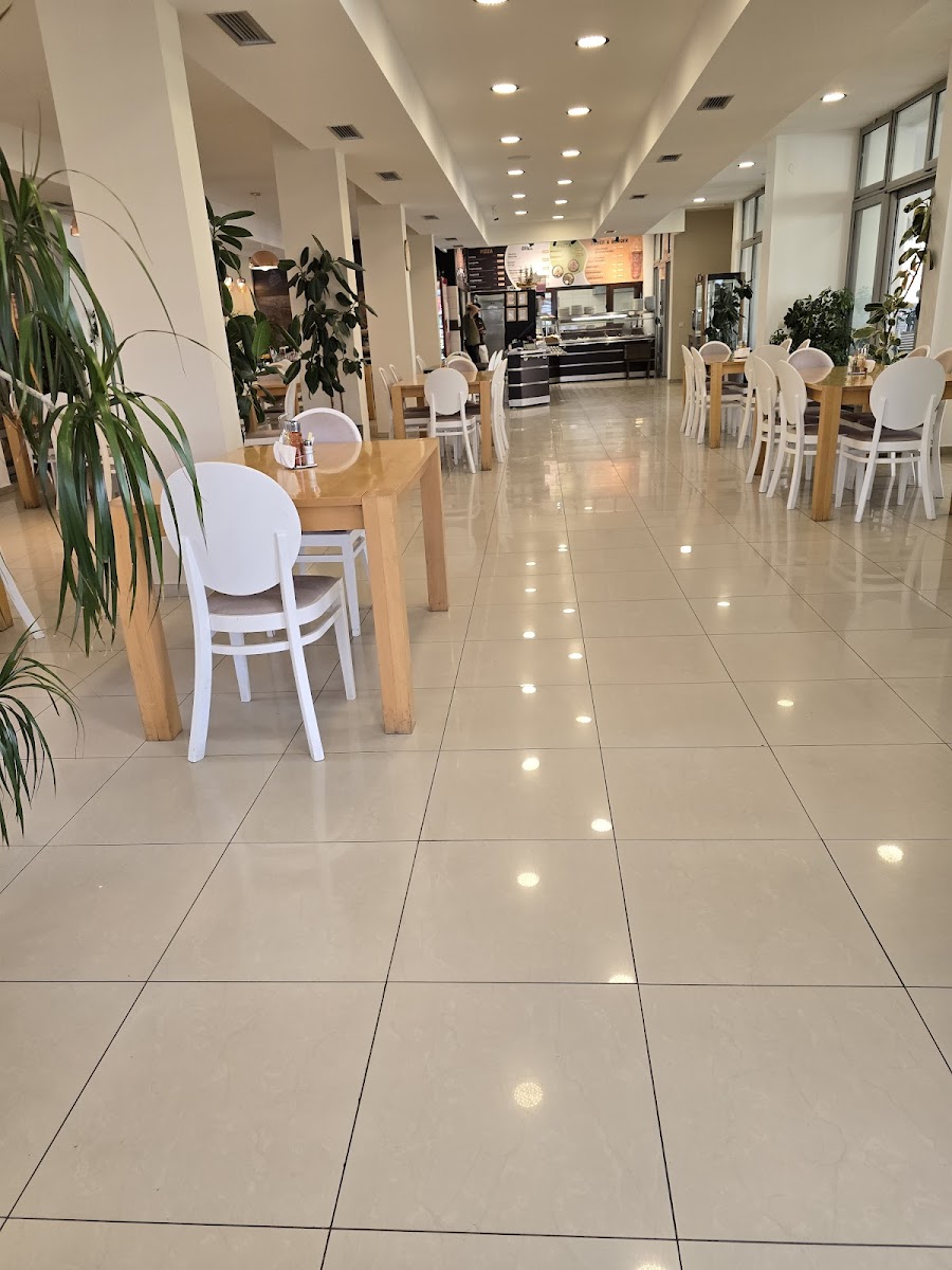 Kallaba Express Restaurant - Photo 2