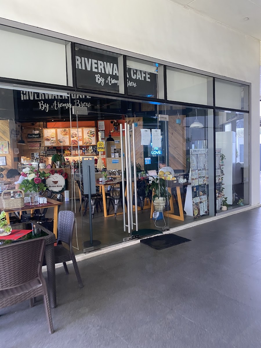 Riverwalk Cafe