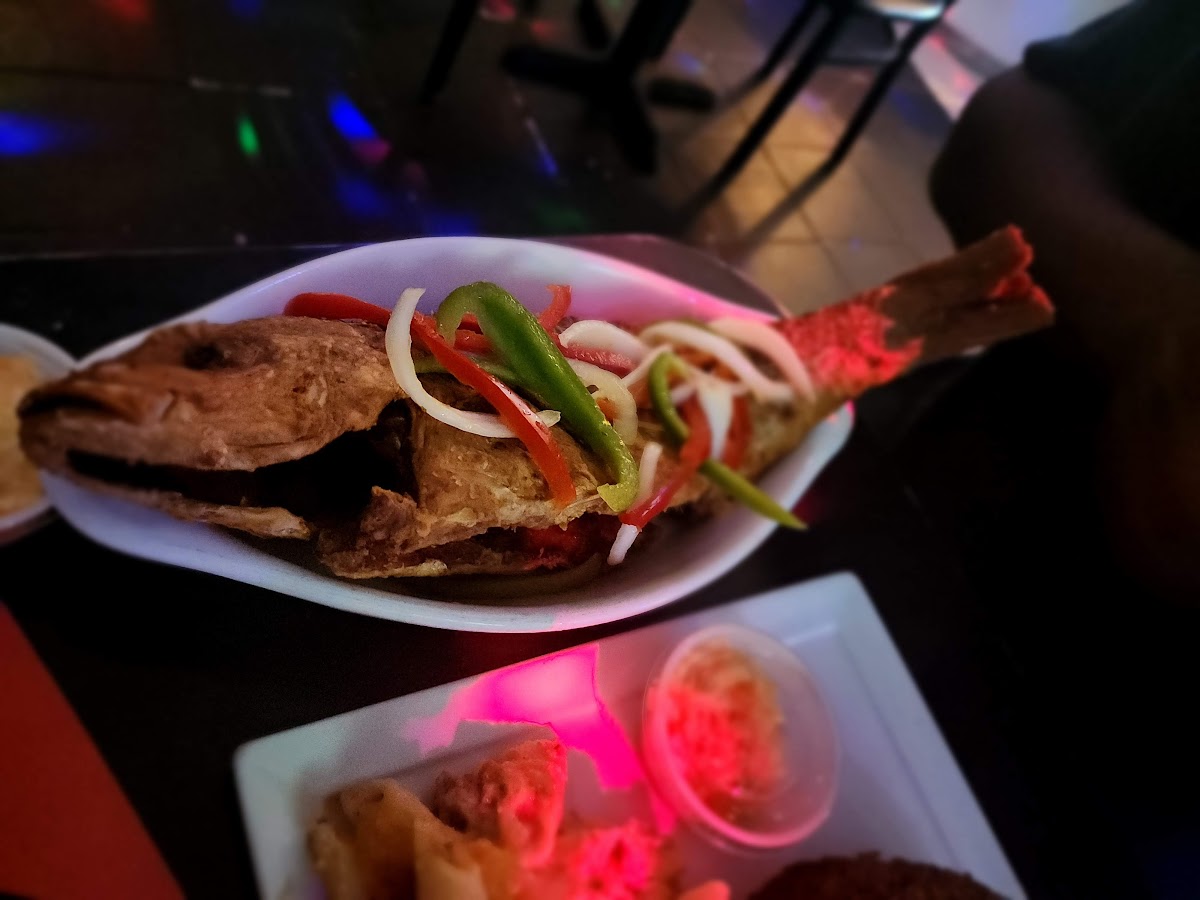 Tambou Lounge - Photo 9