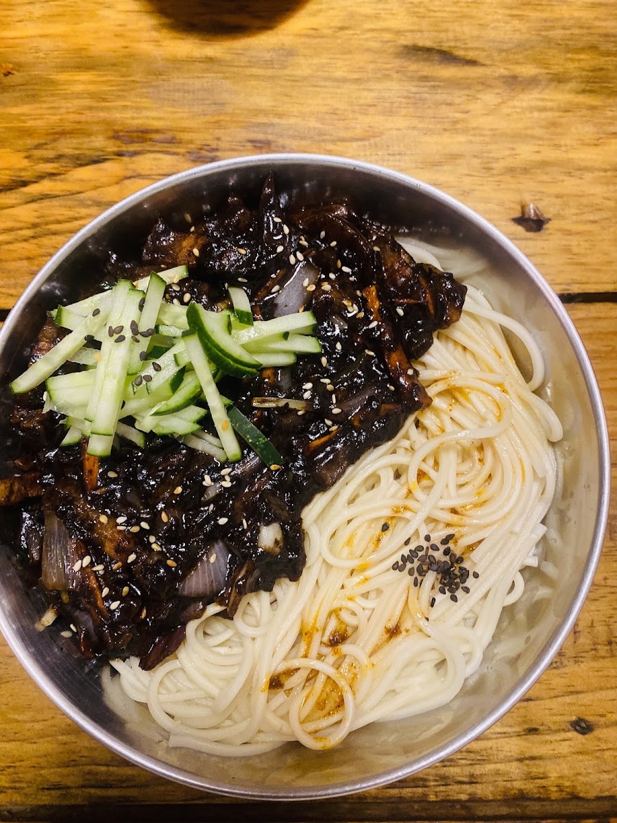 KIMCHI EONNI - Photo 8